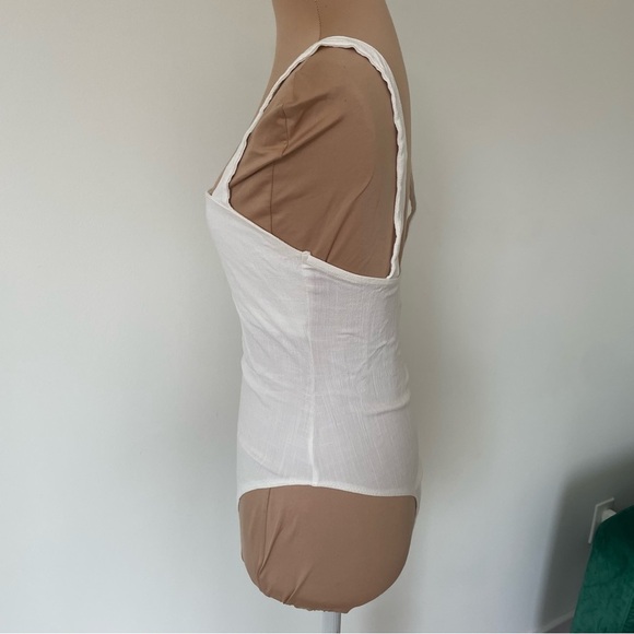 Free People Ivory White Pippa V-Wire Thong Sleeveless Bodysuit EUC Size XS - Picture 7 of 12